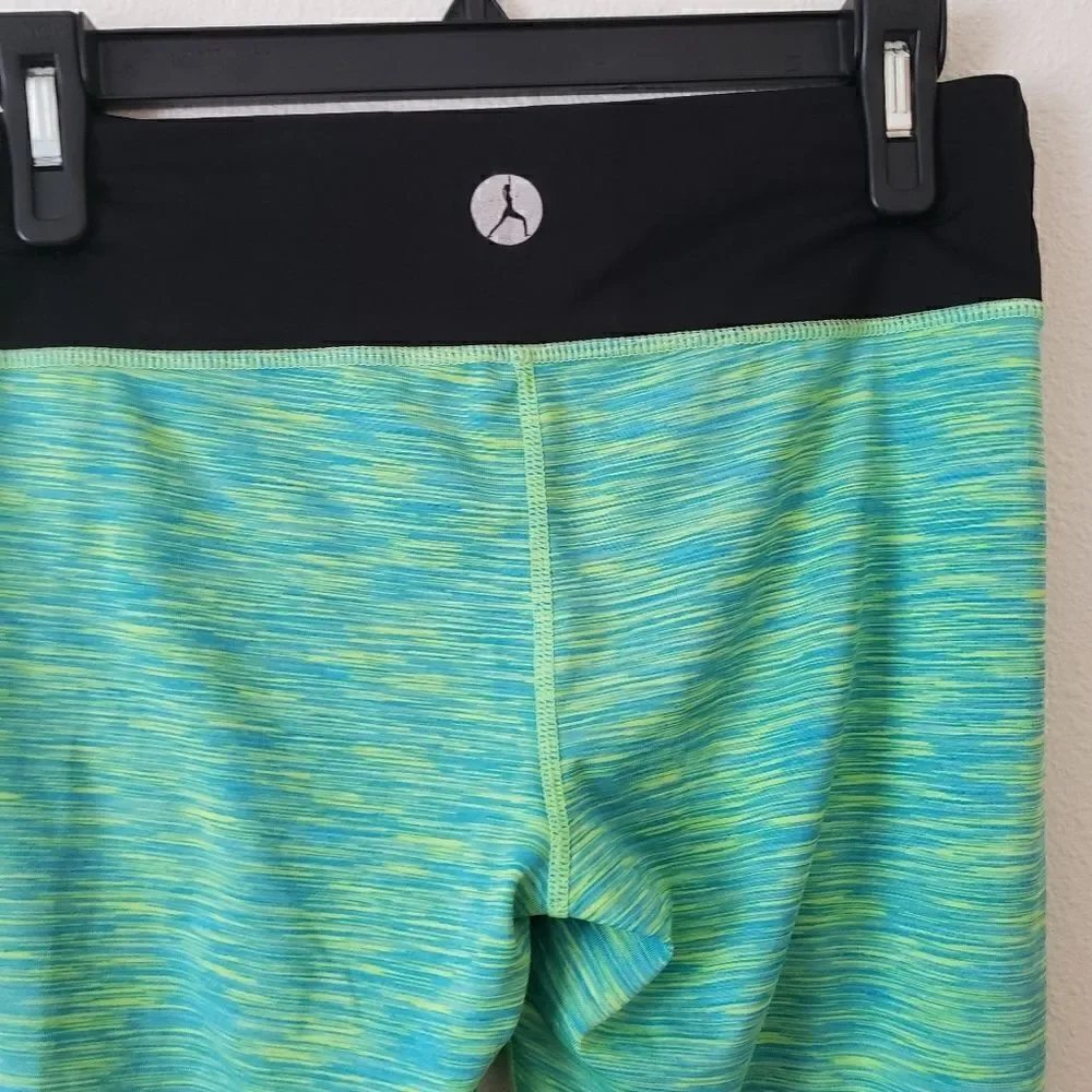 Yoshion Green/Black leggings